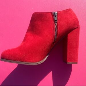 Brand New!!

Red Ankle Booties